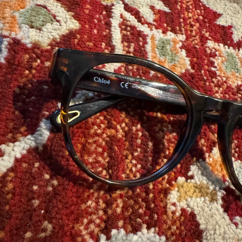 Chloe Sunglasses Tortoise Frames - Picture 2 of 6